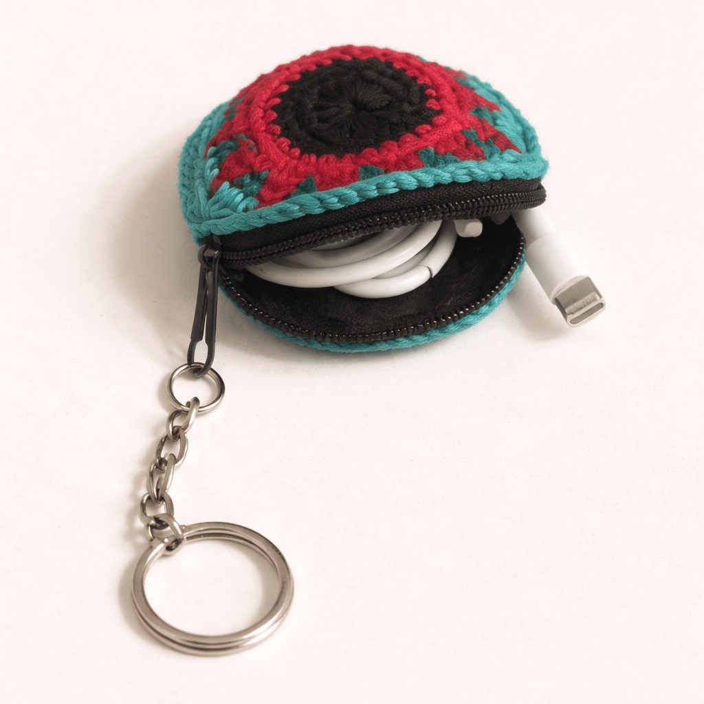 Earbud | Airpod Case Round Crochet Coin Purse | Keychain - Guatemala Keychains La Vie Bien Earbud | Airpod Case Round Crochet Coin Purse | Keychain - Guatemala