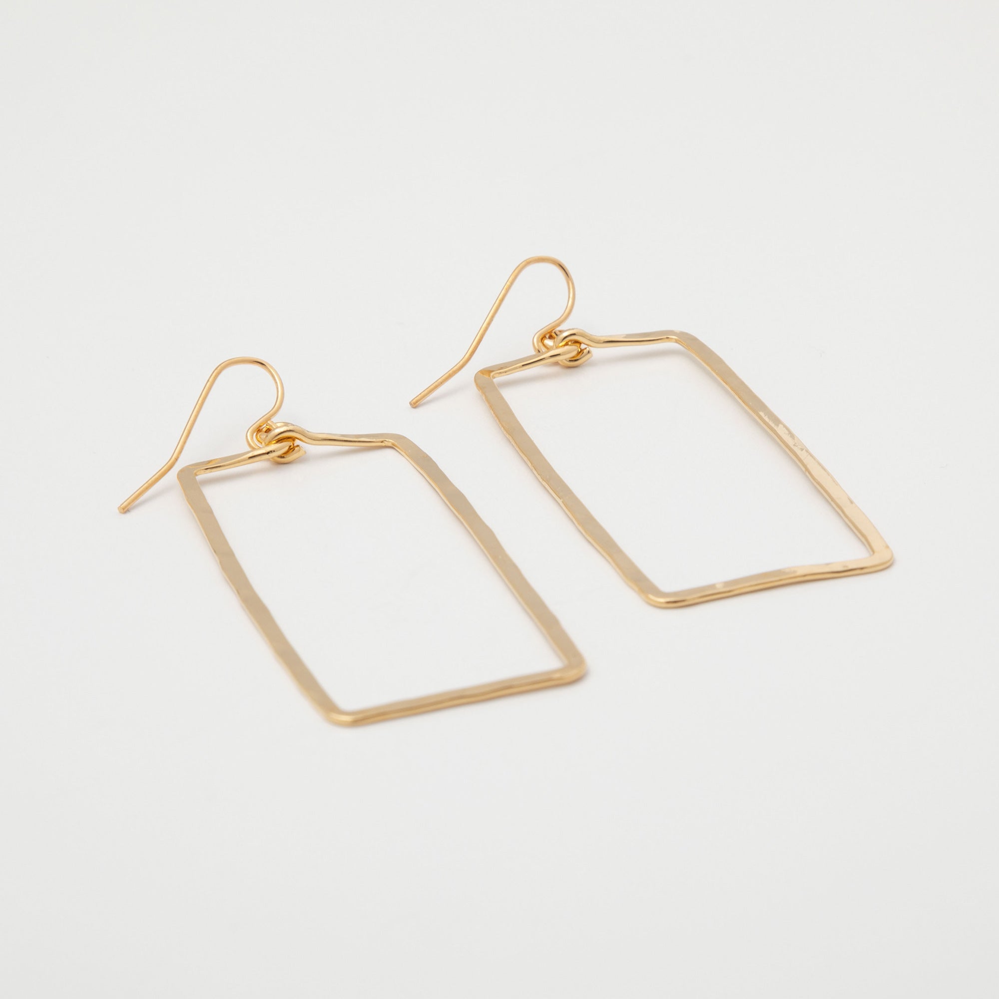 Elegant Golden Hammered Rectangle Earrings Earrings - Fashion La Vie Bien Elegant Golden Hammered Rectangle Earrings
