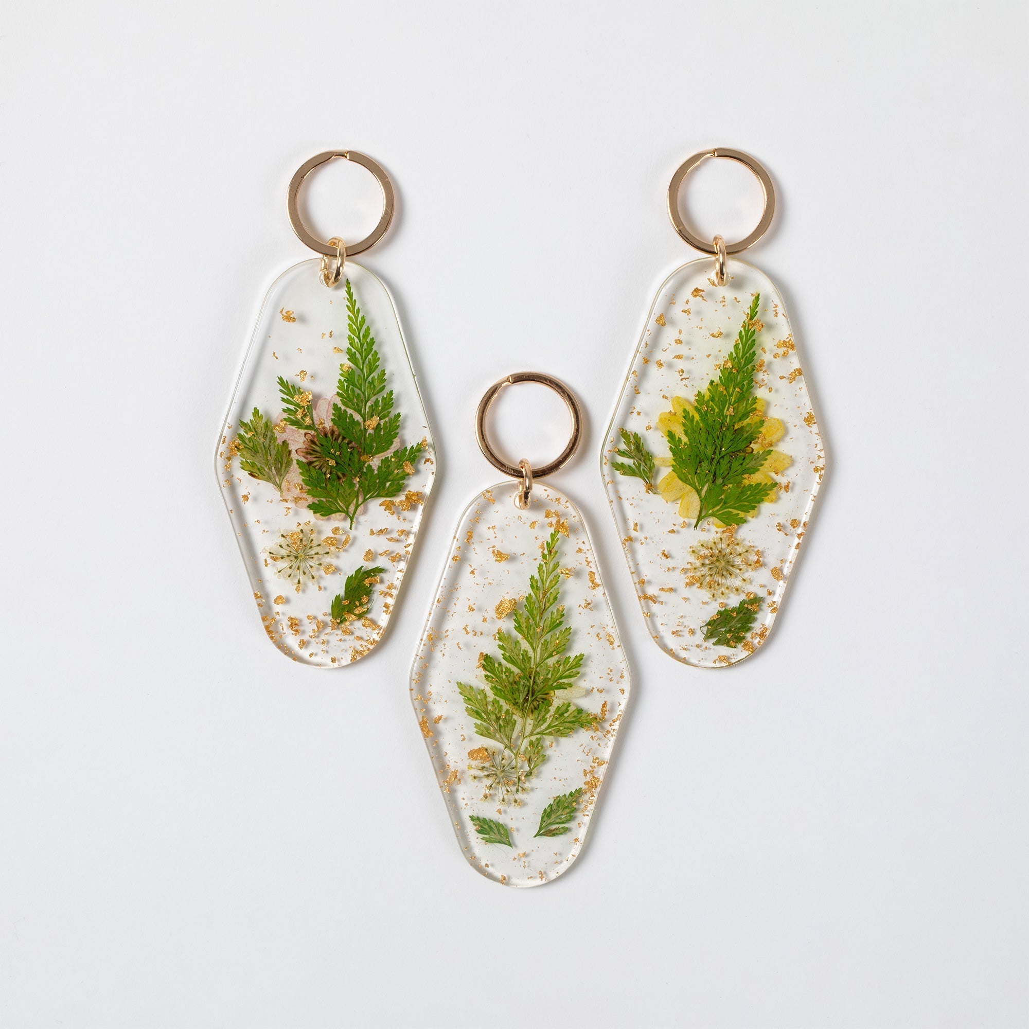 Elegant Real Flowers Keychain Car Decor & Travel Accessories La Vie Bien Elegant Real Flowers Keychain