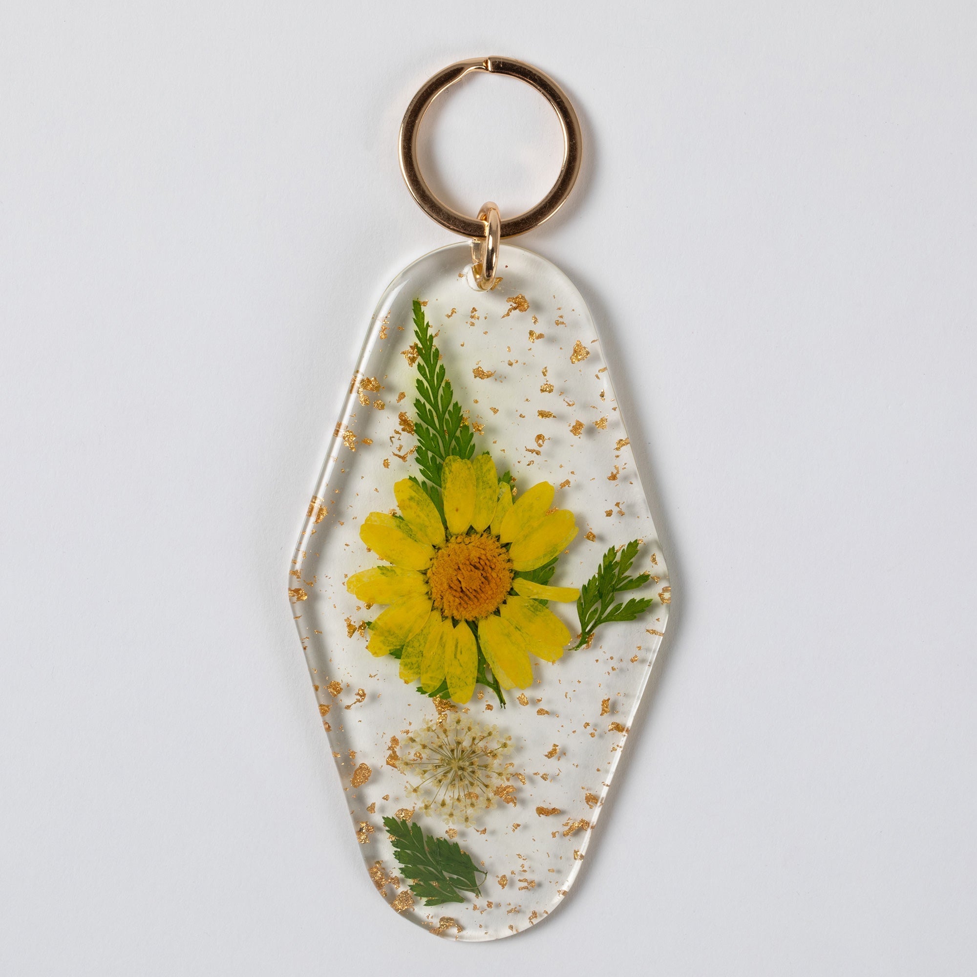Elegant Real Flowers Keychain Car Decor & Travel Accessories La Vie Bien Elegant Real Flowers Keychain
