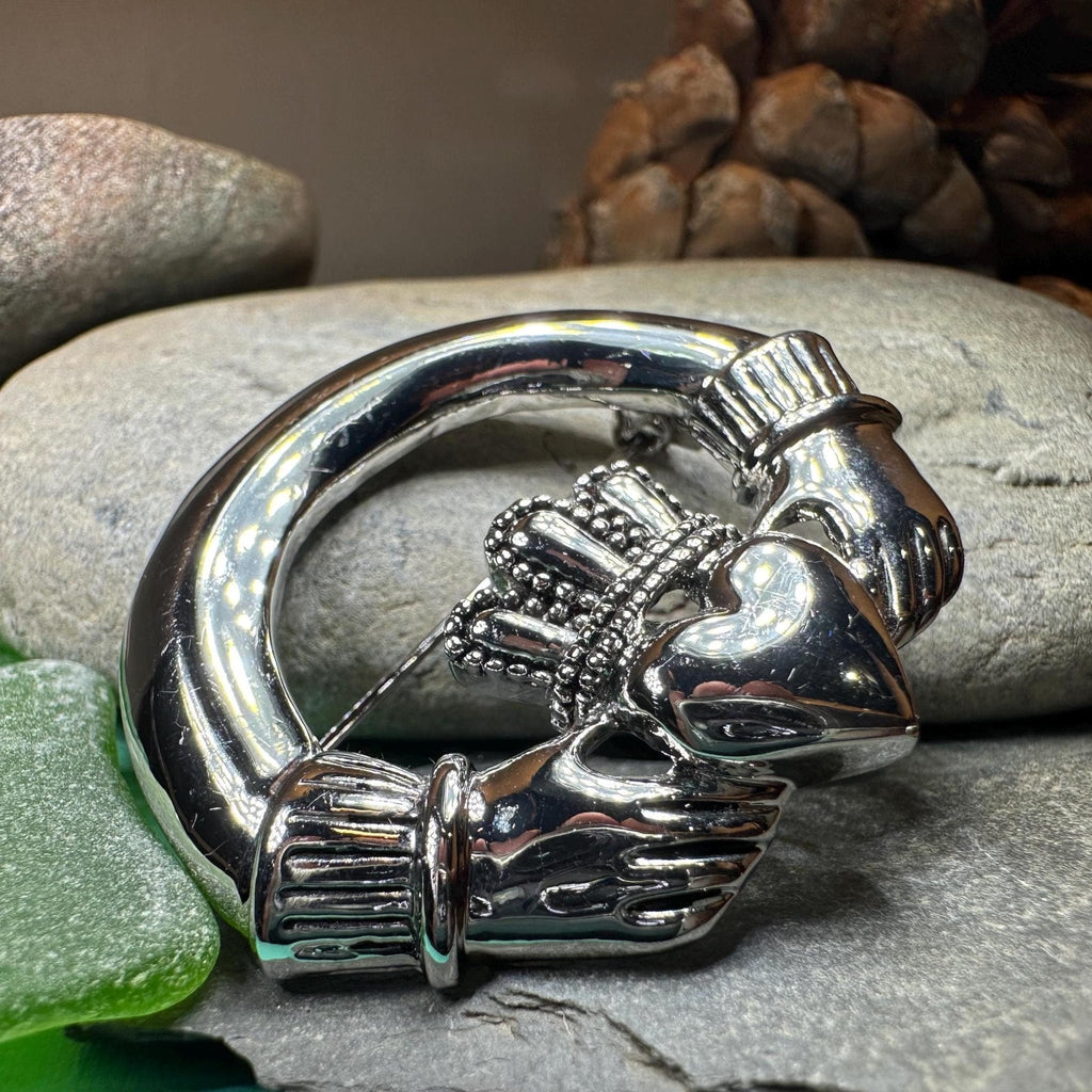 Emblem Pewter Irish Claddagh Brooch Brooch La Vie Bien Emblem Pewter Irish Claddagh Brooch