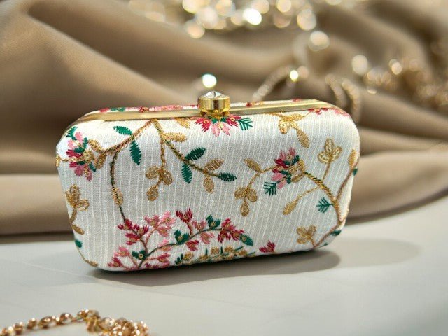 Embroidered Clutch Clutch La Vie Bien Embroidered Clutch