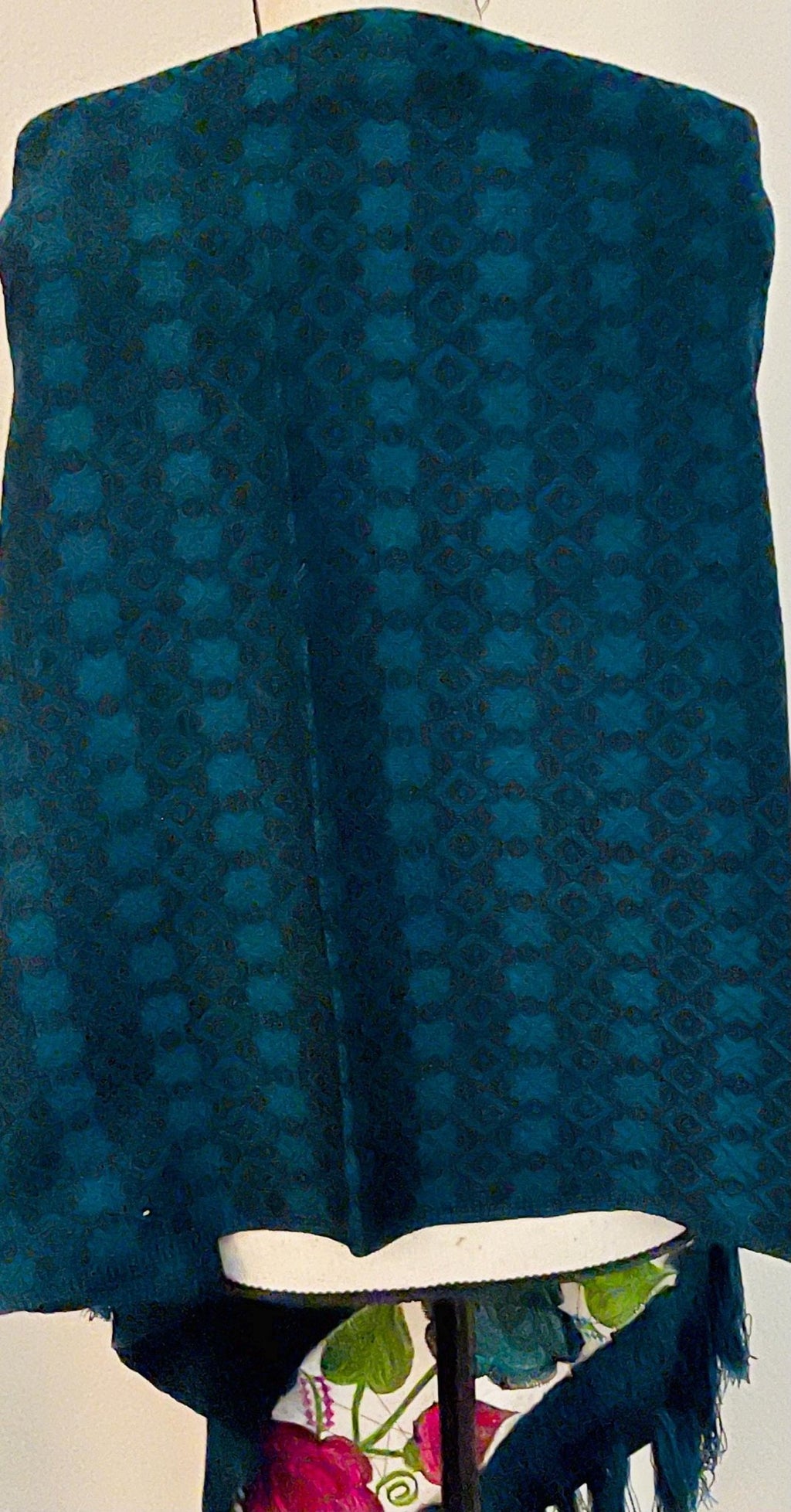Embroidered Handmade Mexican Shawl Reboso Bordado Mexicano La Vie Bien Embroidered Handmade Mexican Shawl Reboso Bordado Mexicano