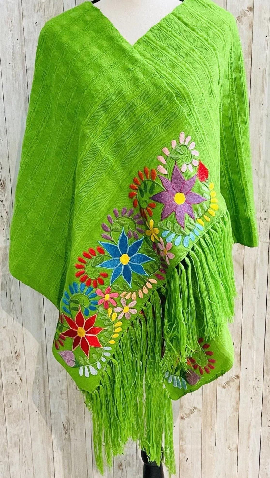 Embroidered Handmade Mexican Shawl Reboso Bordado Mexicano La Vie Bien Embroidered Handmade Mexican Shawl Reboso Bordado Mexicano