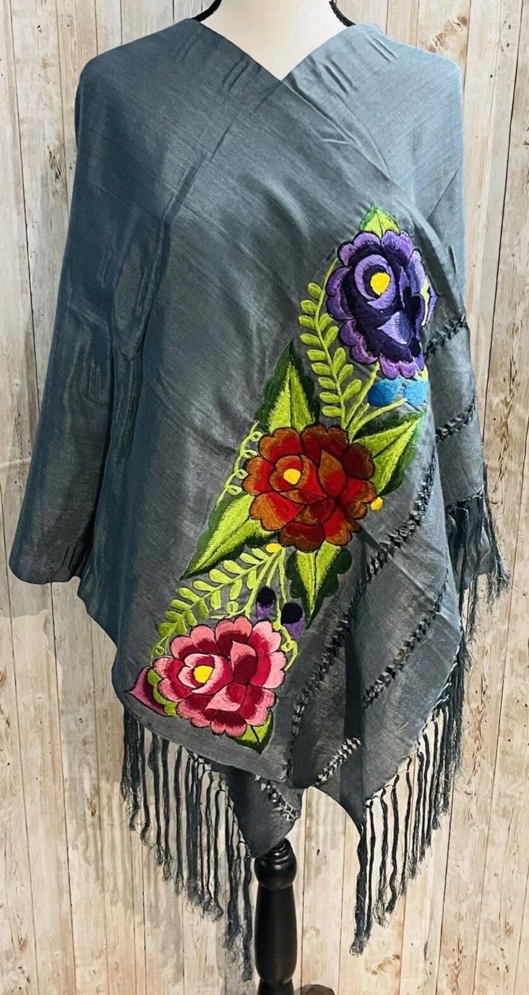 Embroidered Silk Handmade Mexican Shawls Rebosos Bordados en Ceda La Vie Bien Embroidered Silk Handmade Mexican Shawls Rebosos Bordados en Ceda