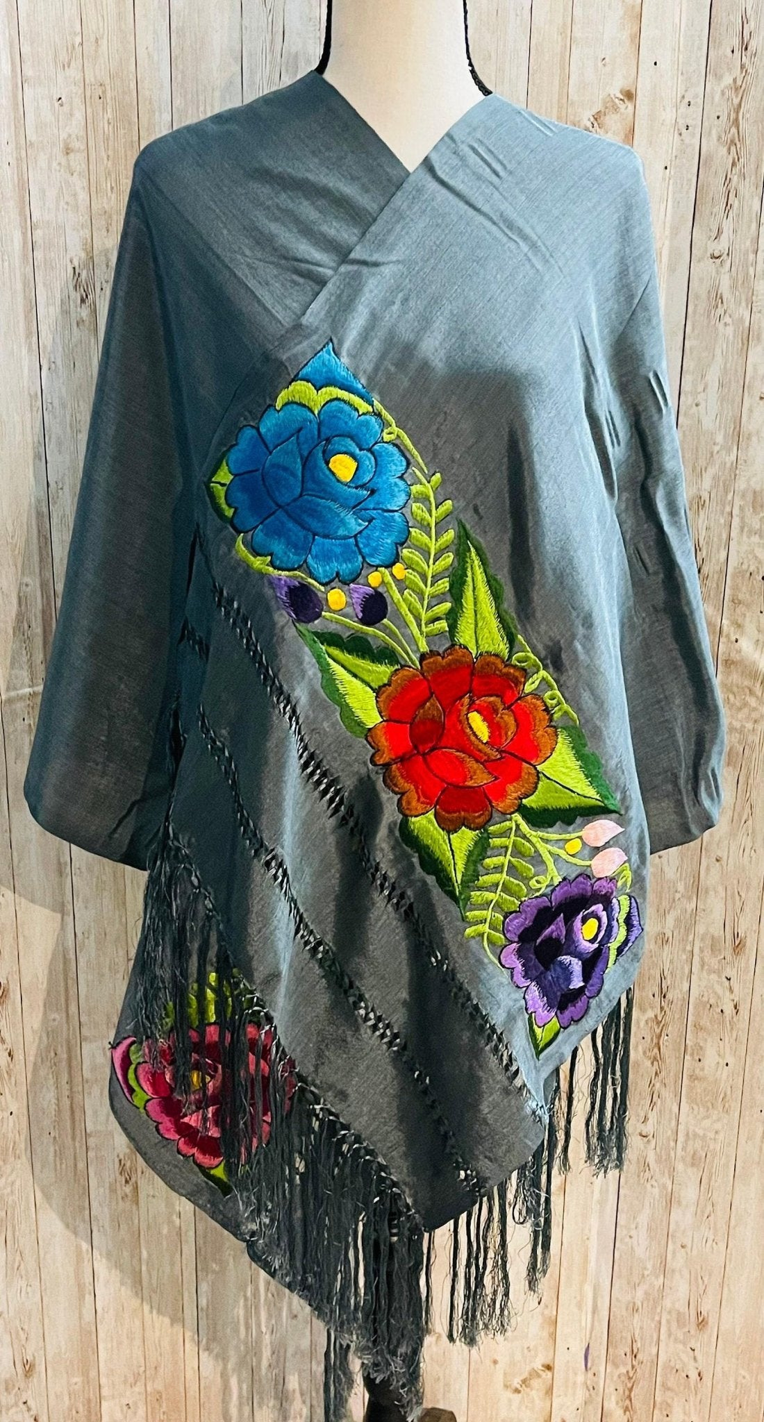 Embroidered Silk Handmade Mexican Shawls Rebosos Bordados en Ceda La Vie Bien Embroidered Silk Handmade Mexican Shawls Rebosos Bordados en Ceda