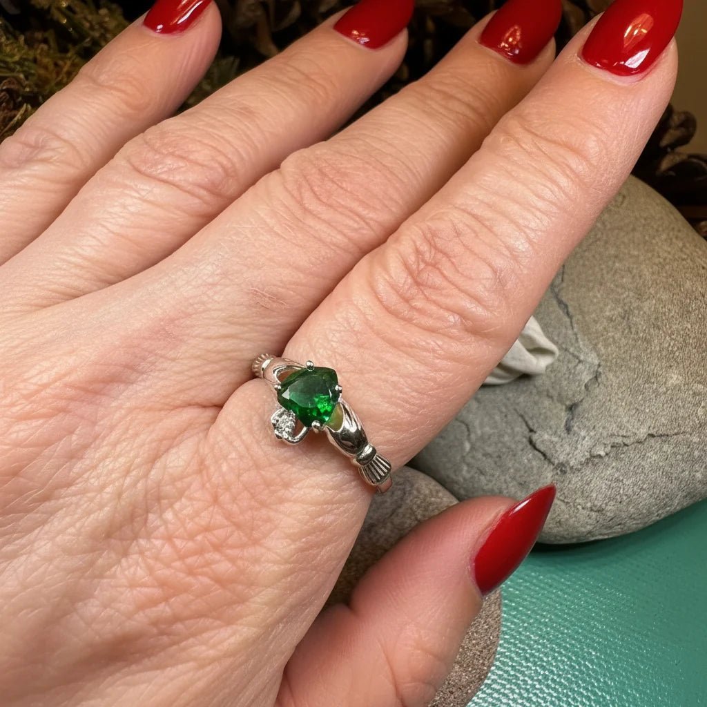 Emerald Green Claddagh Ring Ring La Vie Bien Emerald Green Claddagh Ring