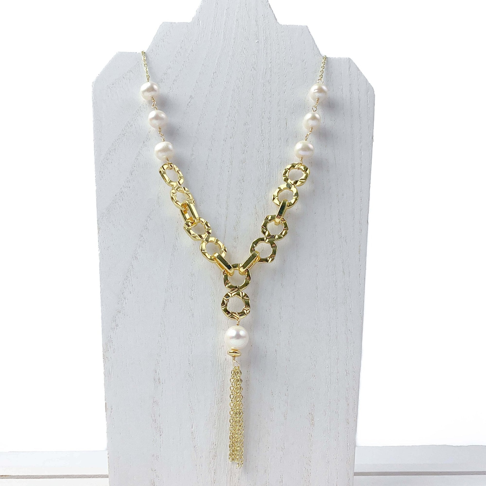 Empowering necklace
