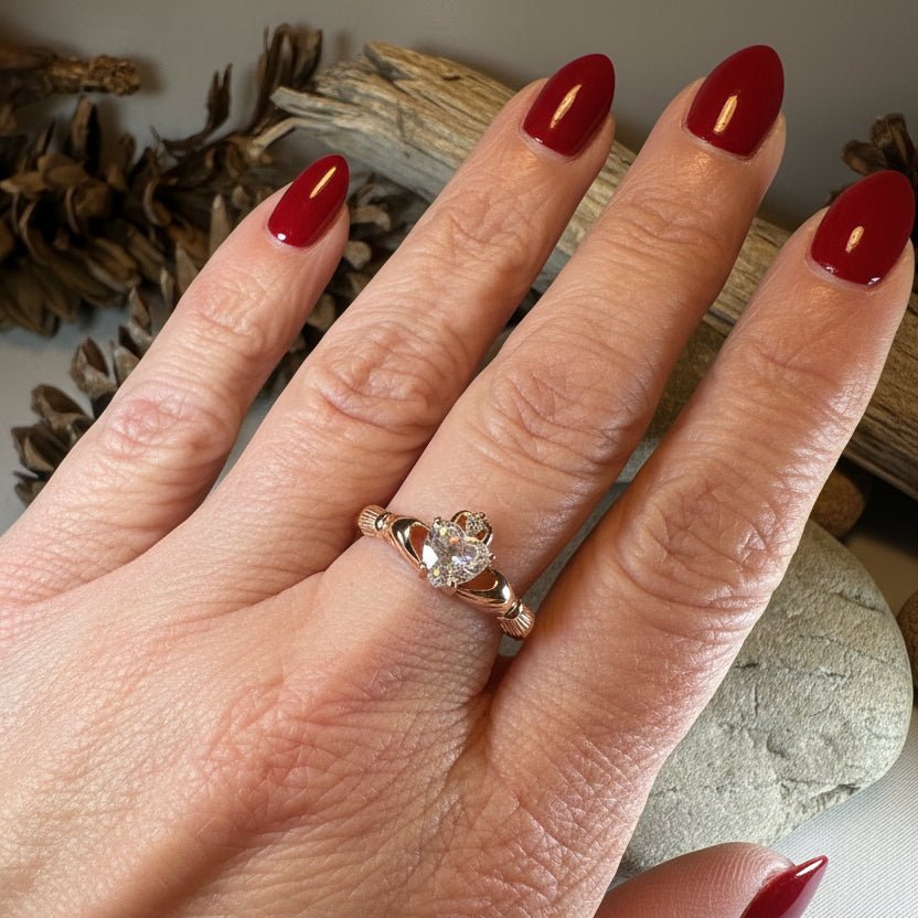 Emyvale Claddagh Ring Ring La Vie Bien Emyvale Claddagh Ring