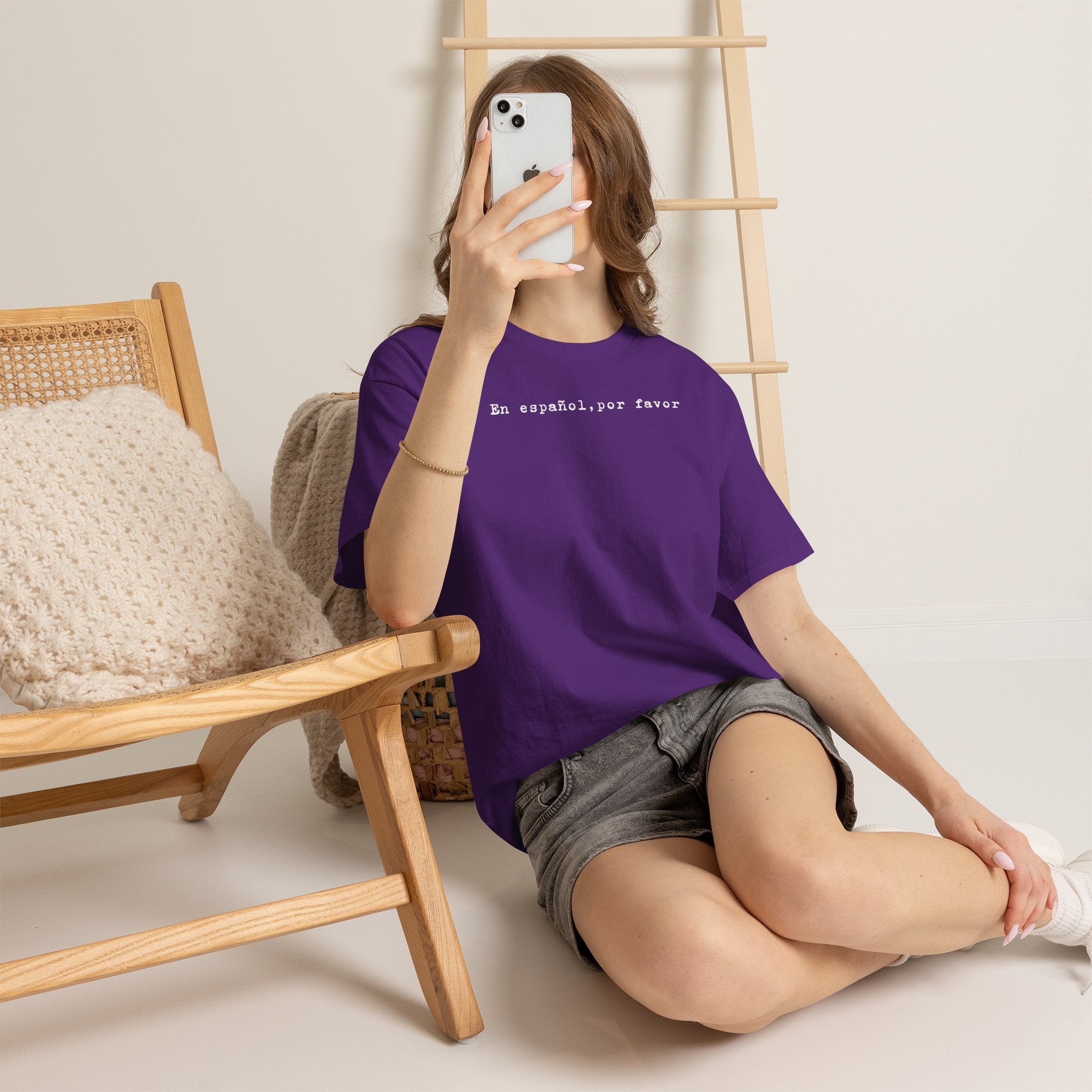 “En español, por favor.” Tee — Minimal Spanish Phrase T‑Shirt for Language Lovers T-Shirt La Vie Bien “En español, por favor.” Tee — Minimal Spanish Phrase T‑Shirt for Language Lovers