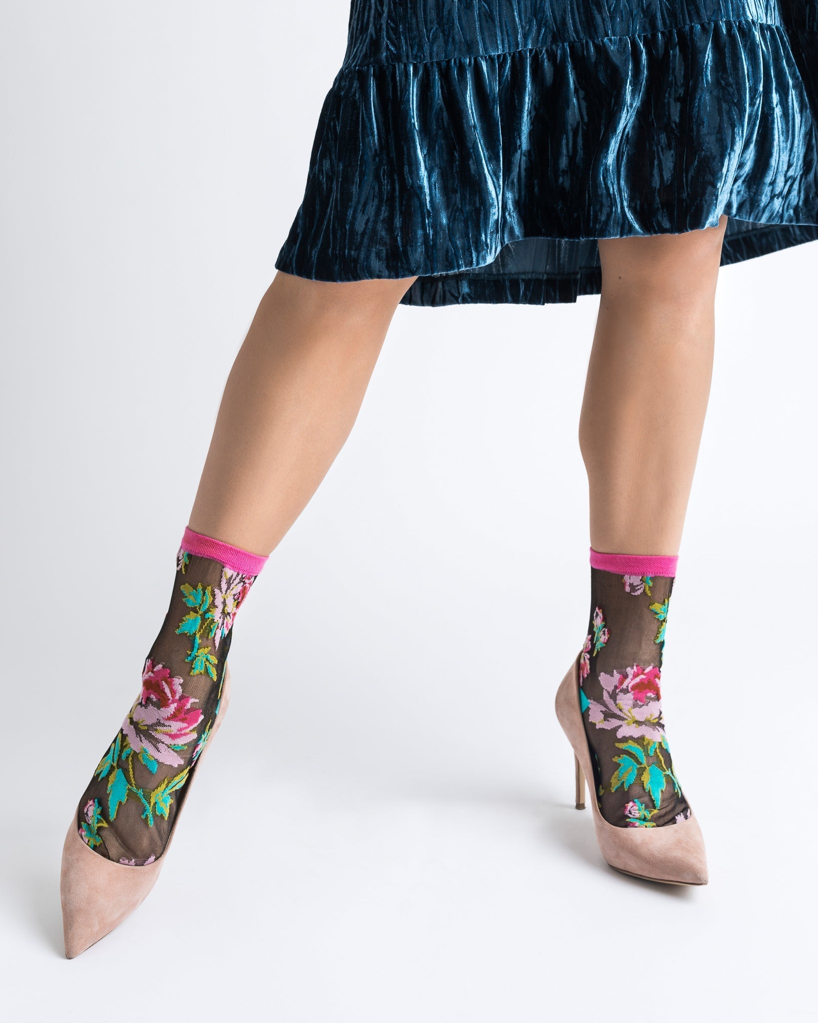 English Rose Black Sheer Crew Sock