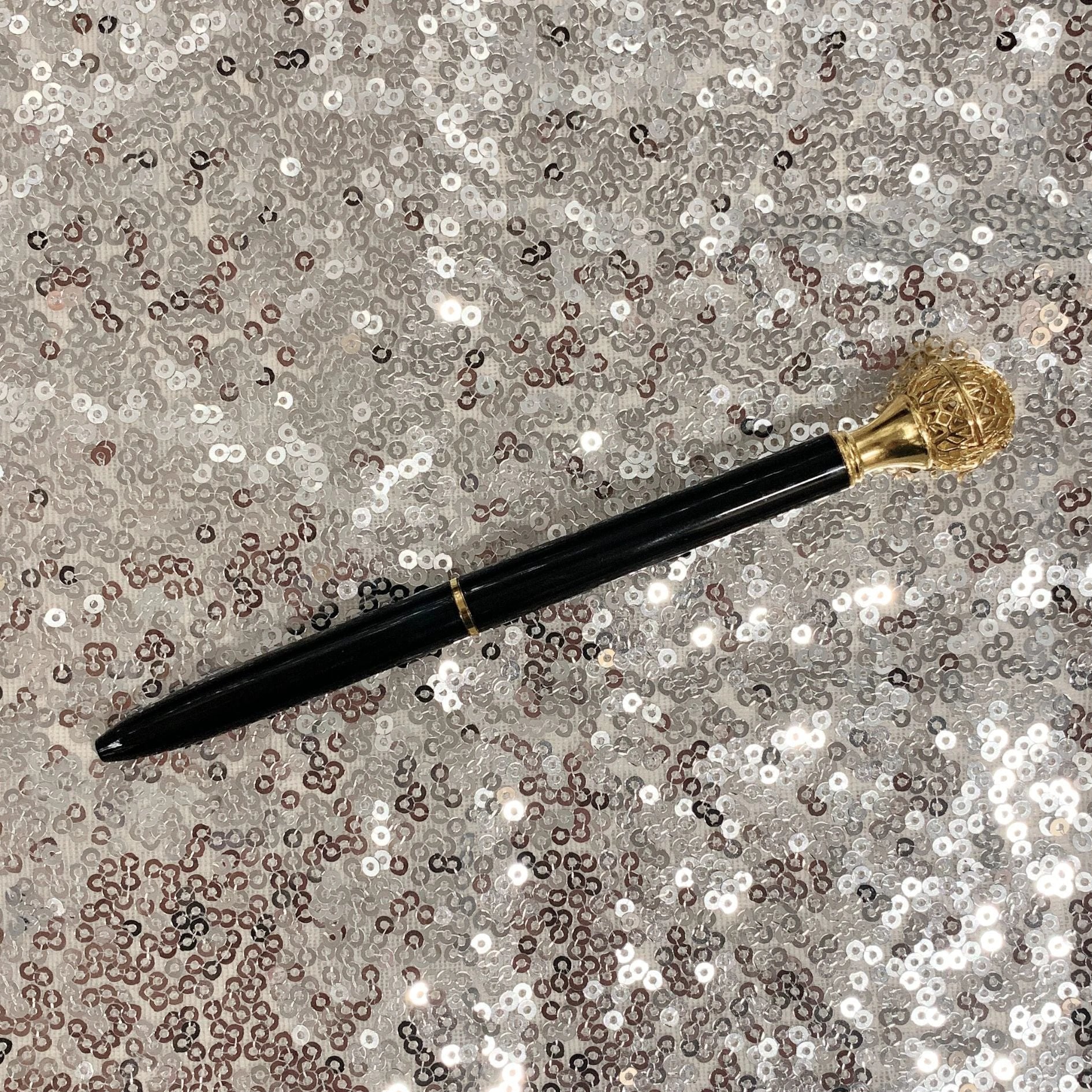 Essential Oil Diffuser Pen in Lemon | Includes 1 ml of Essential Oil and 2 Lava Beads | Refillable by The Bullish Store