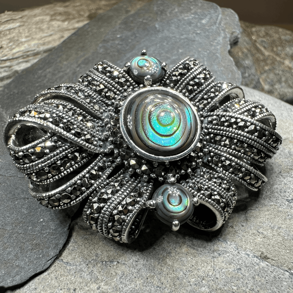 Eula Celtic Knot Brooch in Sterling Silver Brooch La Vie Bien Eula Celtic Knot Brooch in Sterling Silver