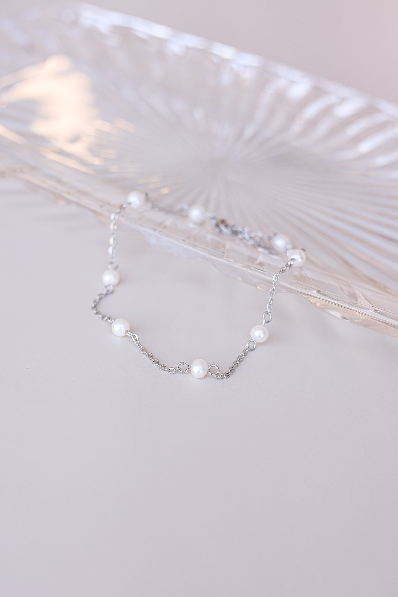 Evelynn Anklet in Freshwater Pearl anklet La Vie Bien Evelynn Anklet in Freshwater Pearl