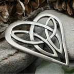 Everheart Celtic Heart Brooch in Pewter Brooch La Vie Bien Everheart Celtic Heart Brooch in Pewter