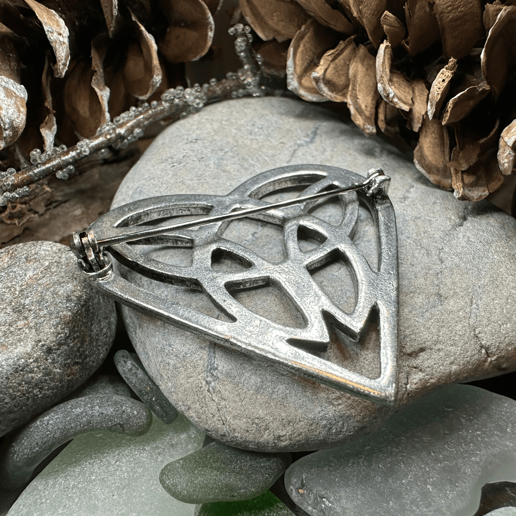Everheart Celtic Heart Brooch in Pewter Brooch La Vie Bien Everheart Celtic Heart Brooch in Pewter