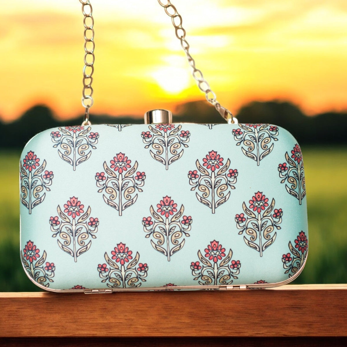 Exclusive Clutch with Floral Design Clutch La Vie Bien Exclusive Clutch with Floral Design