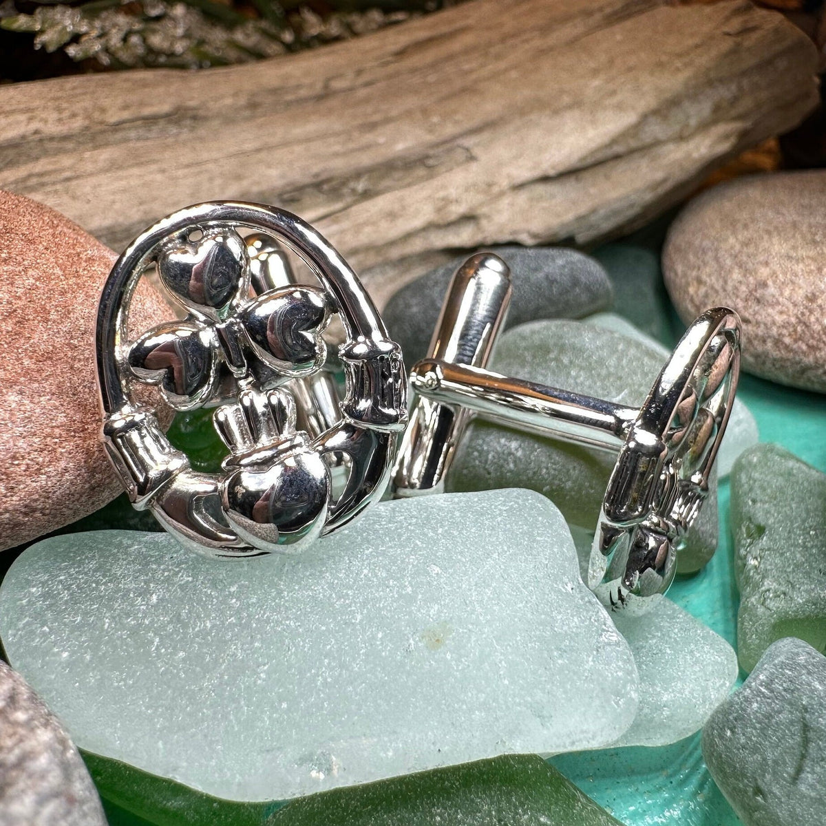 Fergal Irish Claddagh Sterling Silver Cuff Links Cuff Links La Vie Bien Fergal Irish Claddagh Sterling Silver Cuff Links