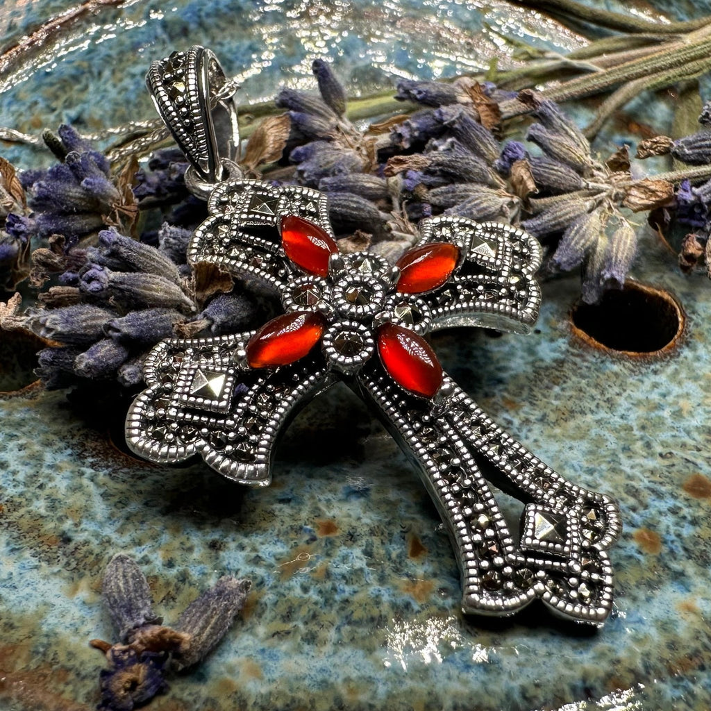 Fidelity Large Celtic Cross Necklace in Sterling Silver Pendant La Vie Bien Fidelity Large Celtic Cross Necklace in Sterling Silver
