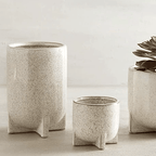 Finley Footed Pot