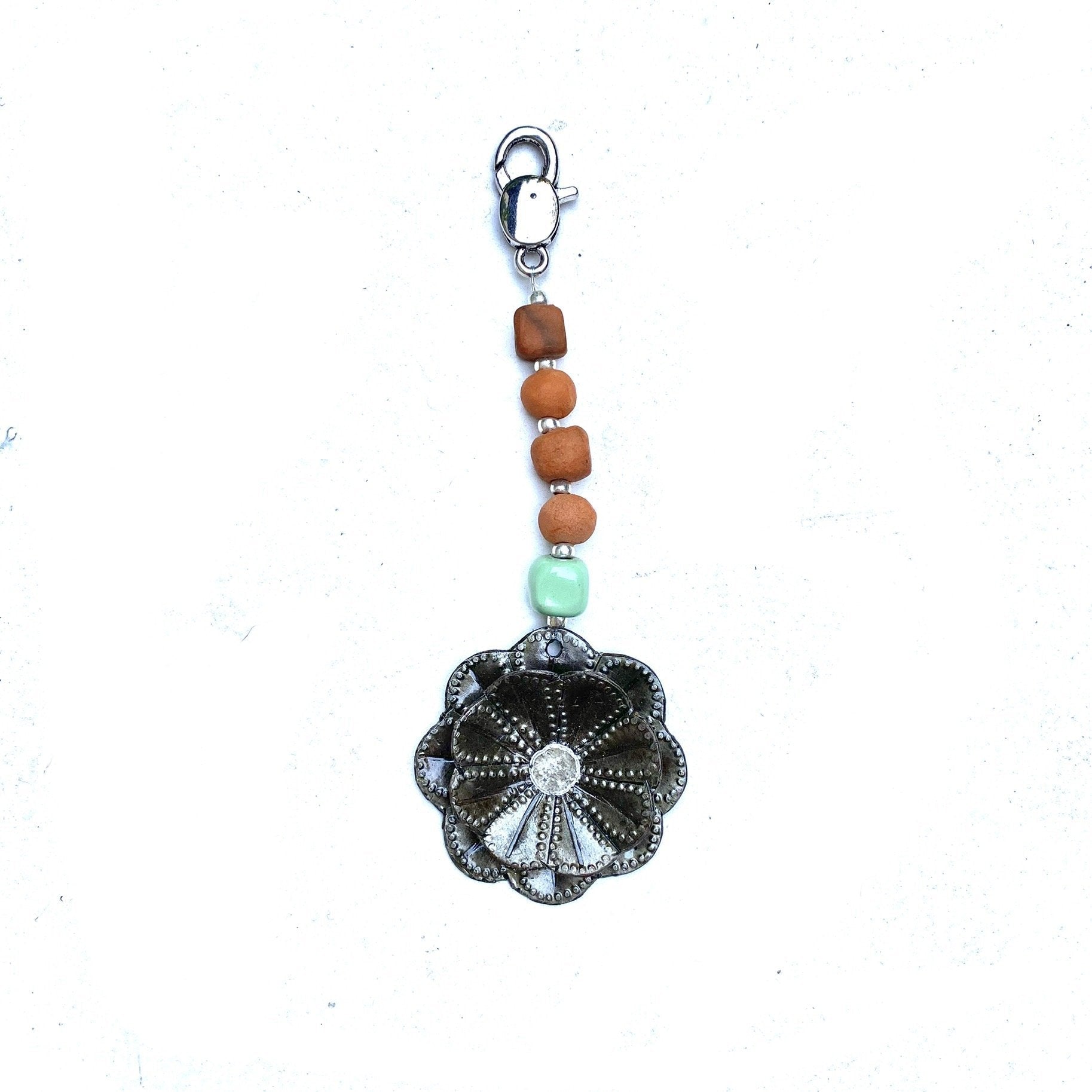 Fleri Aromatherapy Keychain Keychain La Vie Bien Fleri Aromatherapy Keychain