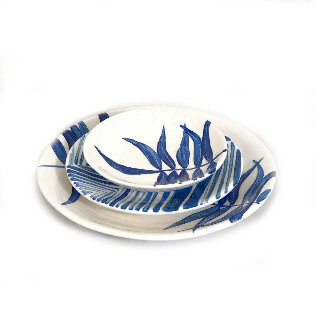 Floating Leaves Dinner Plate - Blue La Vie Bien Floating Leaves Dinner Plate - Blue