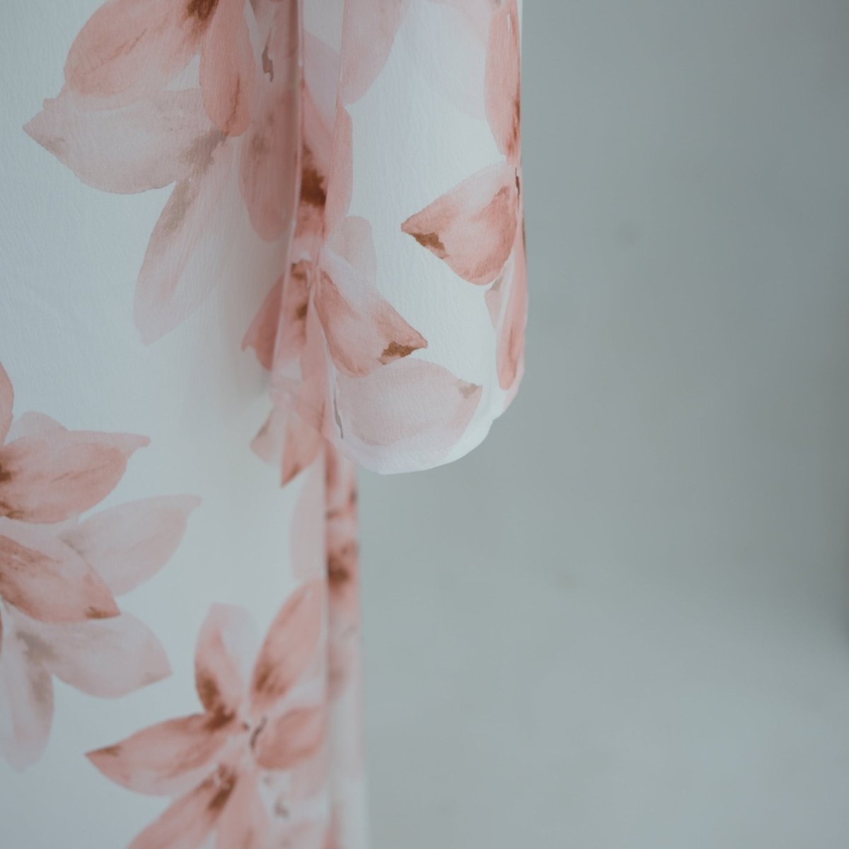Floral Print Washed Crinkle Maxi Dress(MS437) La Vie Bien Floral Print Washed Crinkle Maxi Dress(MS437)