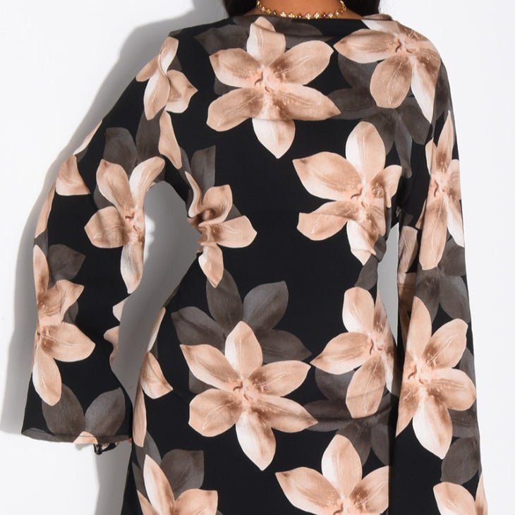 Floral Print Washed Crinkle Maxi Dress(MS437) La Vie Bien Floral Print Washed Crinkle Maxi Dress(MS437)