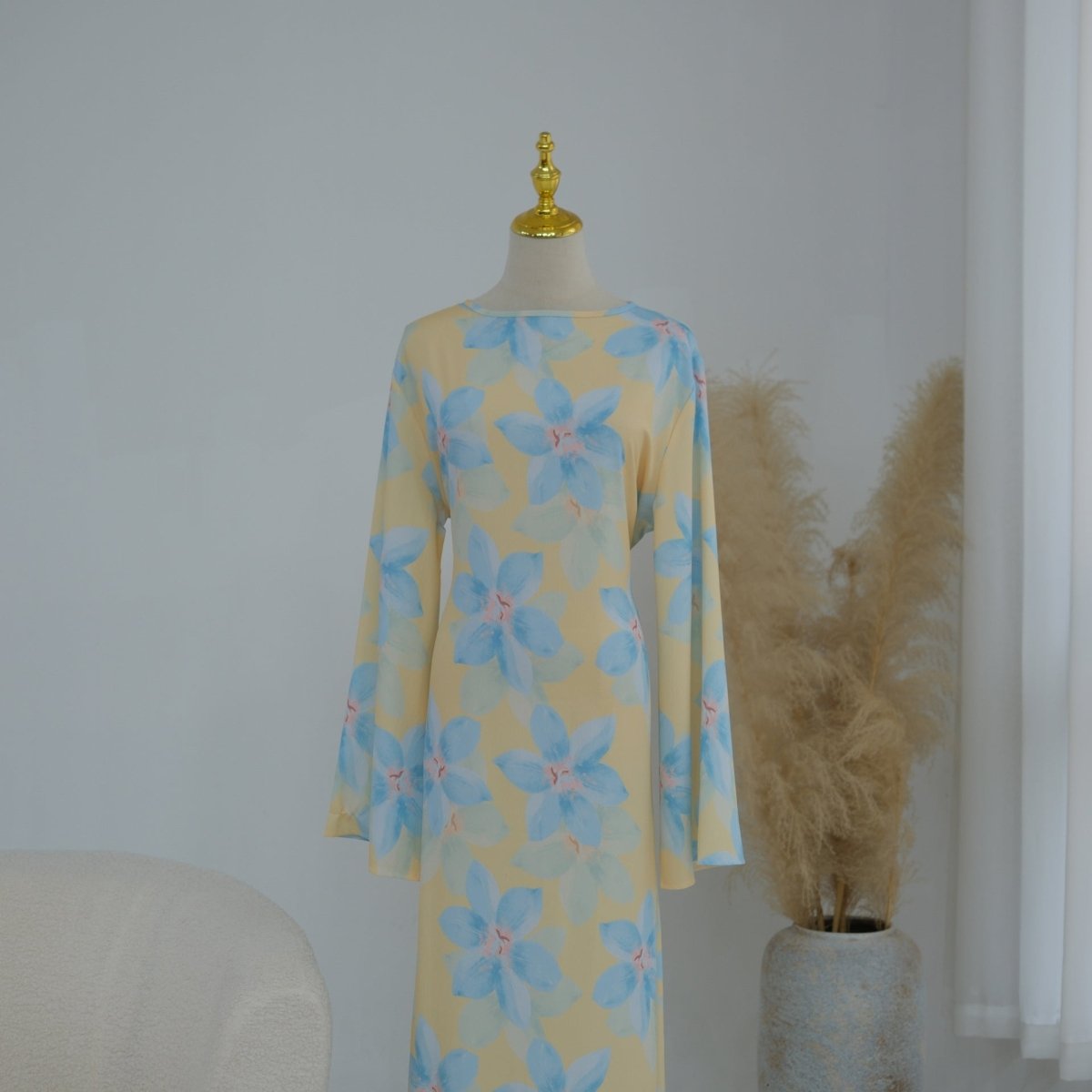 Floral Print Washed Crinkle Maxi Dress(MS437) La Vie Bien Floral Print Washed Crinkle Maxi Dress(MS437)