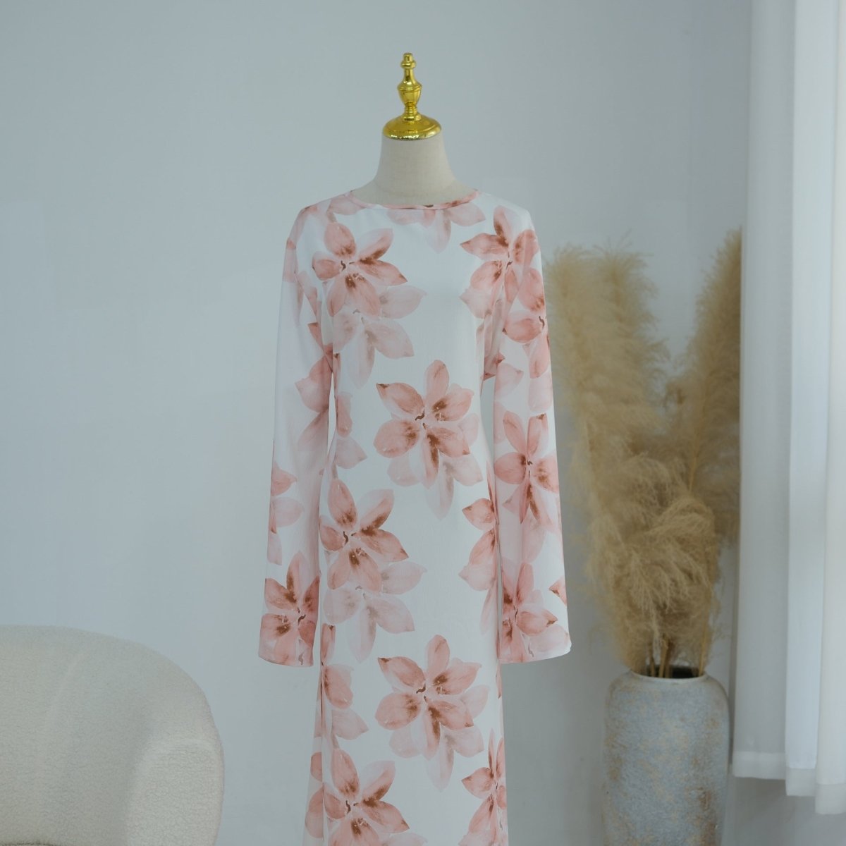 Floral Print Washed Crinkle Maxi Dress(MS437) La Vie Bien Floral Print Washed Crinkle Maxi Dress(MS437)