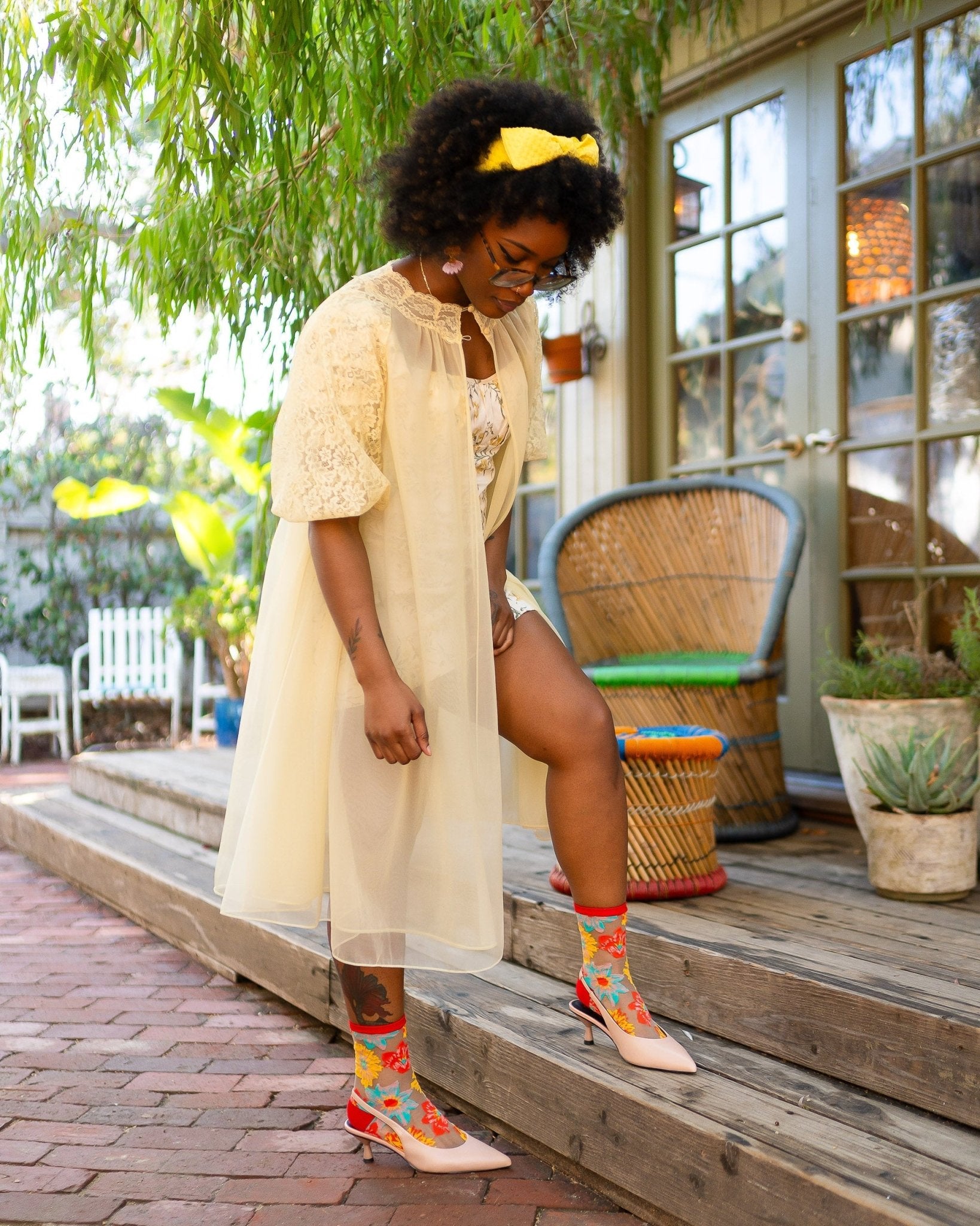 Flower Power Sheer Crew Sock