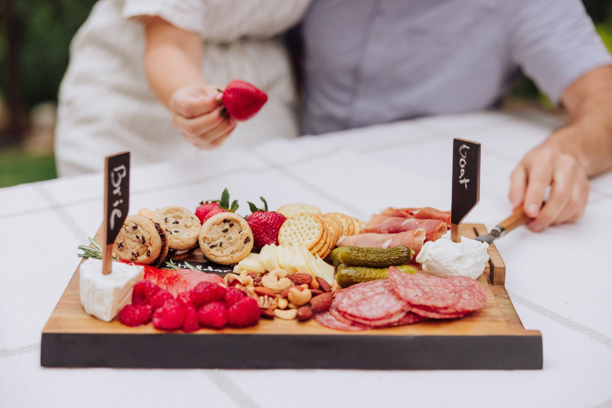Formaggio Cheese Board and Tools Set Core La Vie Bien Formaggio Cheese Board and Tools Set