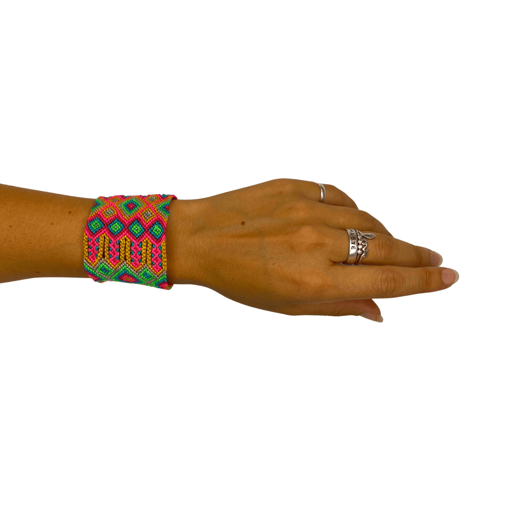 Friendship Woven Magnetic Bracelet - Mexico Jewelry La Vie Bien Friendship Woven Magnetic Bracelet - Mexico
