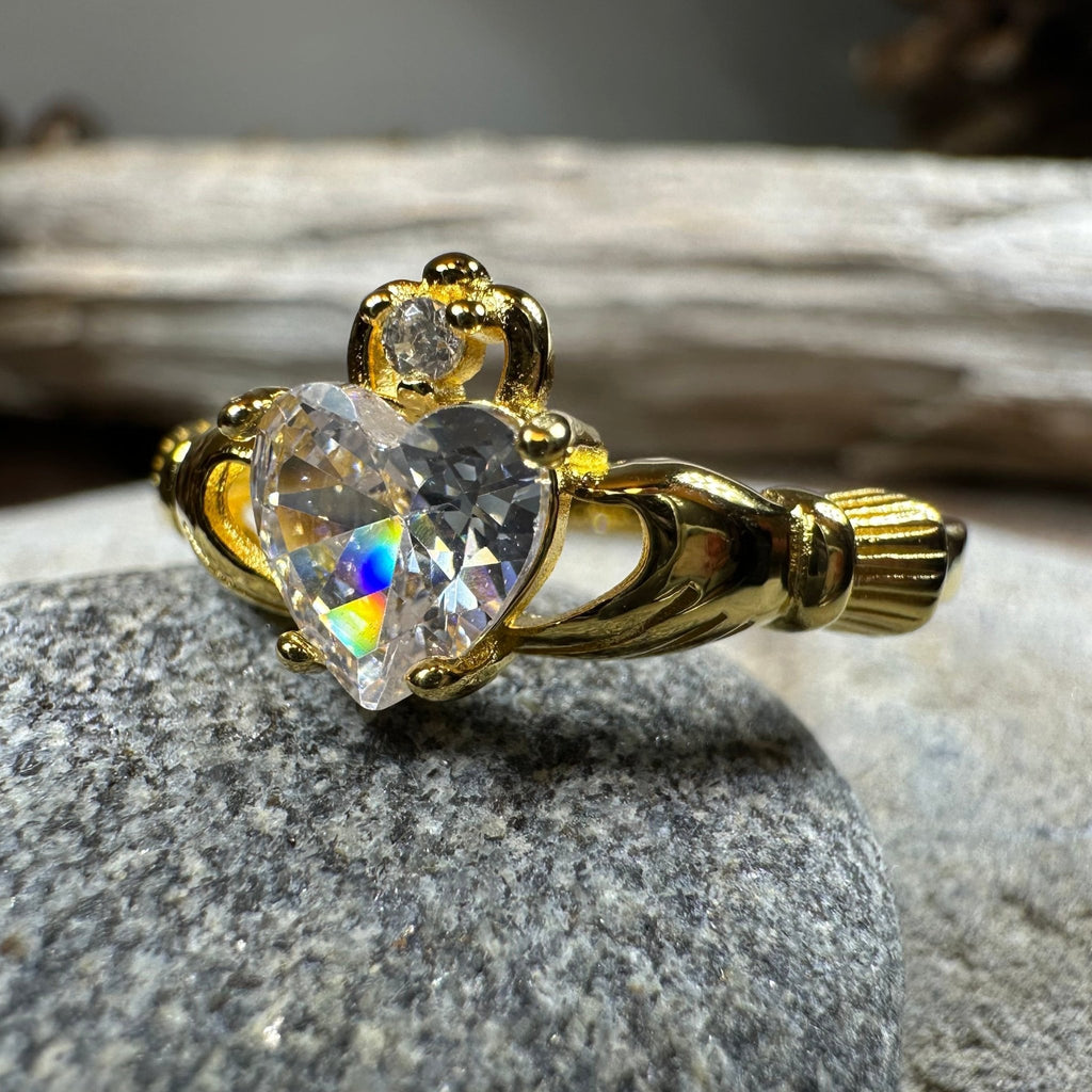 Galway Girl Irish Claddagh Ring Ring La Vie Bien Galway Girl Irish Claddagh Ring