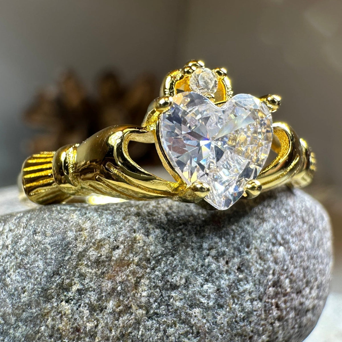 Galway Girl Irish Claddagh Ring Ring La Vie Bien Galway Girl Irish Claddagh Ring
