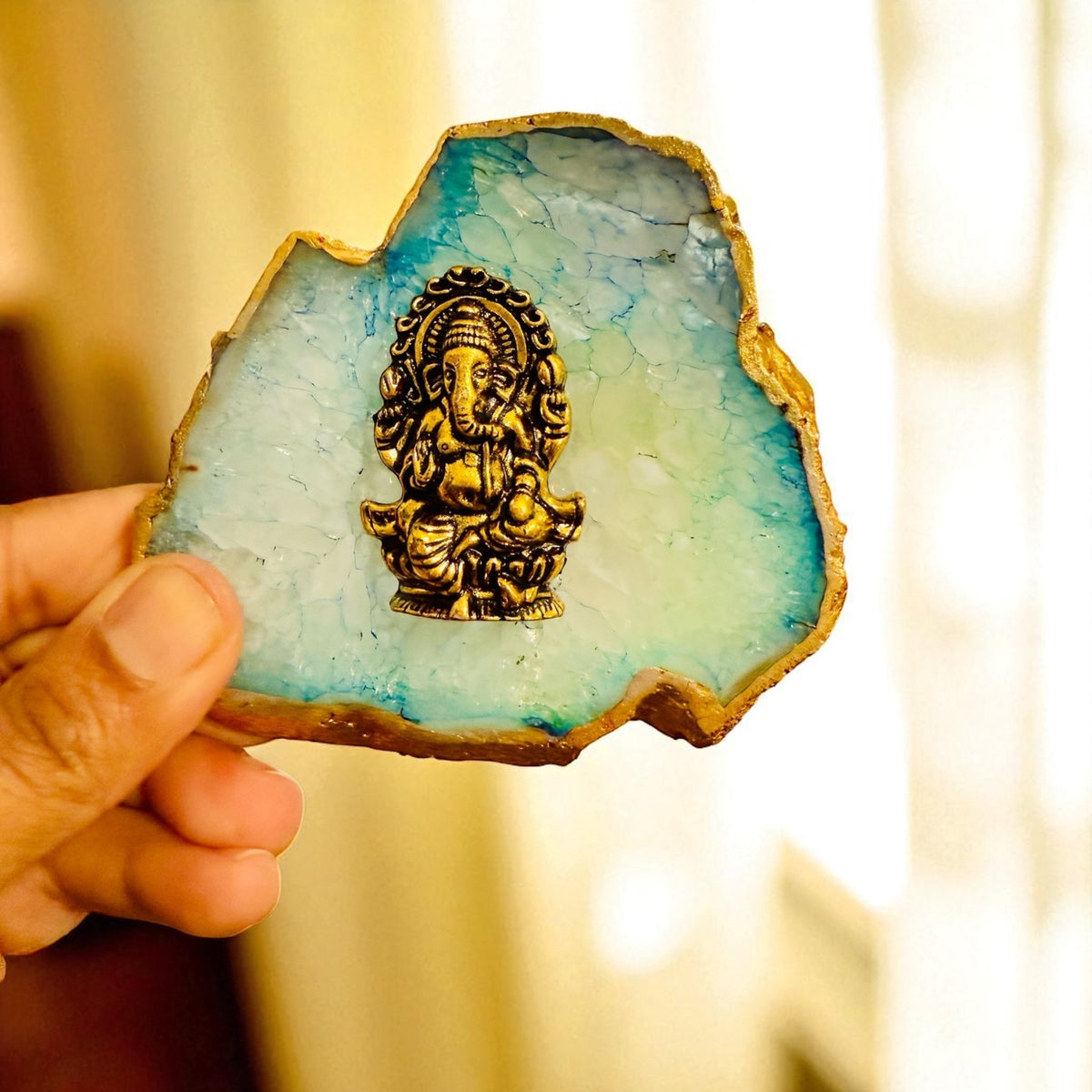Ganesha on Agate with Stand & Suede Gift Box - Premium Gift for Any Occasion La Vie Bien Ganesha on Agate with Stand & Suede Gift Box - Premium Gift for Any Occasion