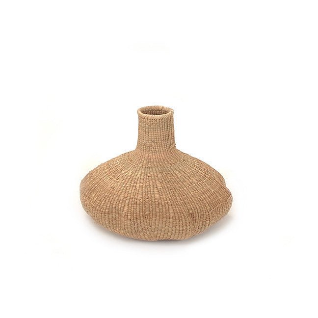 Garlic Tonga Sculptural Basket - Small La Vie Bien Garlic Tonga Sculptural Basket - Small