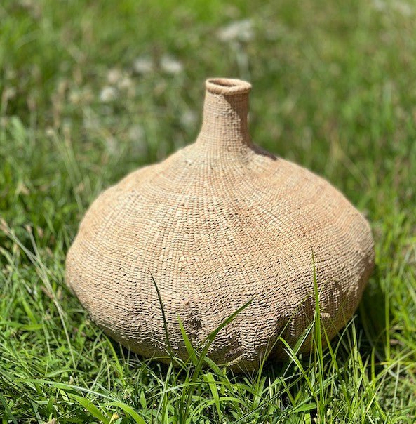 Garlic Tonga Sculptural Basket - XXL La Vie Bien Garlic Tonga Sculptural Basket - XXL
