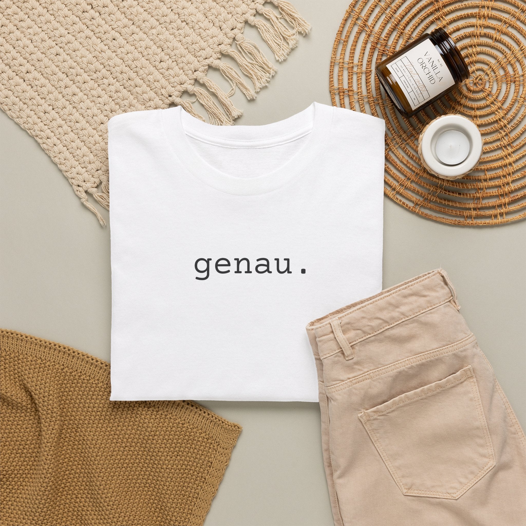 Genau German Minimalist typewriter cotton Tee T-Shirt La Vie Bien Genau German Minimalist typewriter cotton Tee