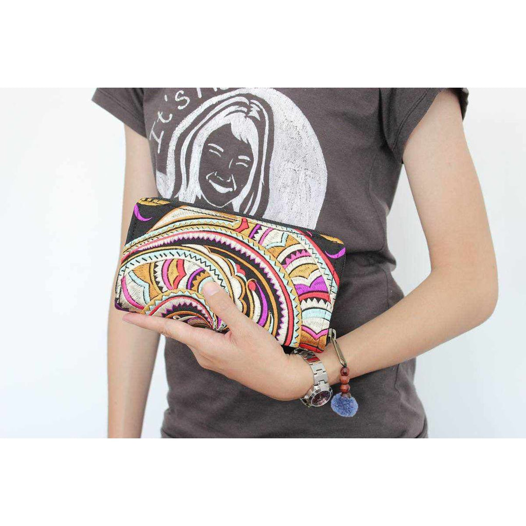 Geometric Multicolor Tribal Wallet - Thailand Bags La Vie Bien Geometric Multicolor Tribal Wallet - Thailand