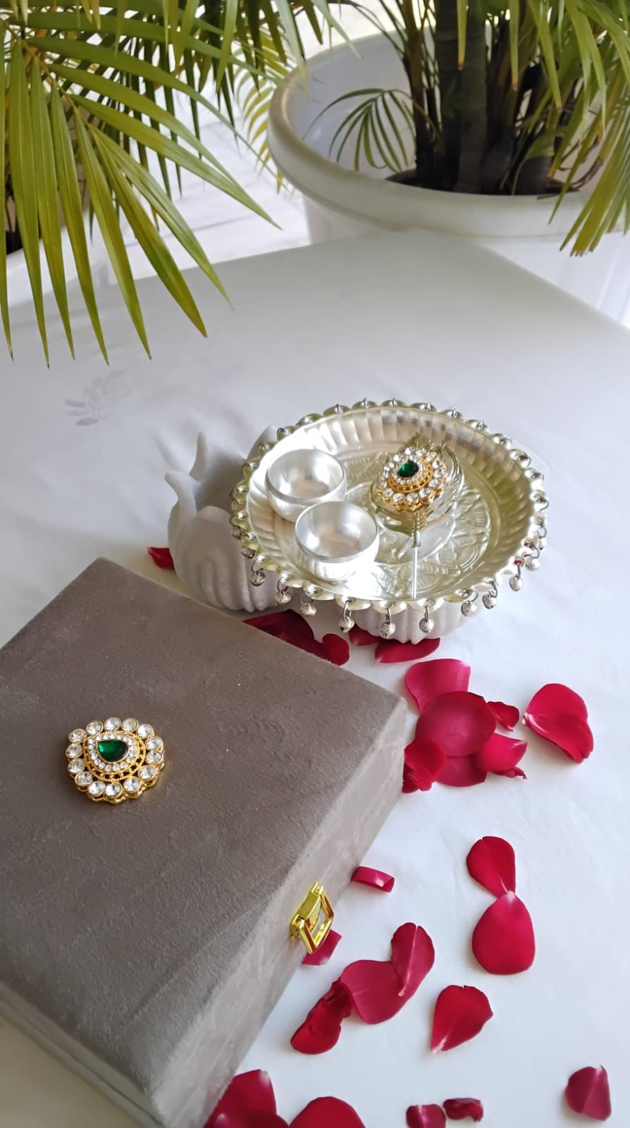 German Silver Thali in Velvet Gift Box La Vie Bien German Silver Thali in Velvet Gift Box
