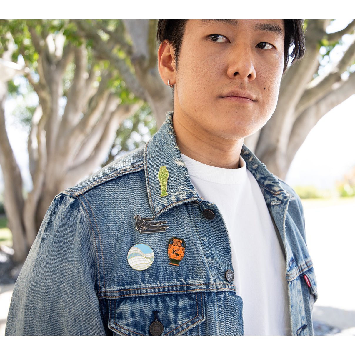 Getty Curve Enamel Pin JEWELRY La Vie Bien Getty Curve Enamel Pin