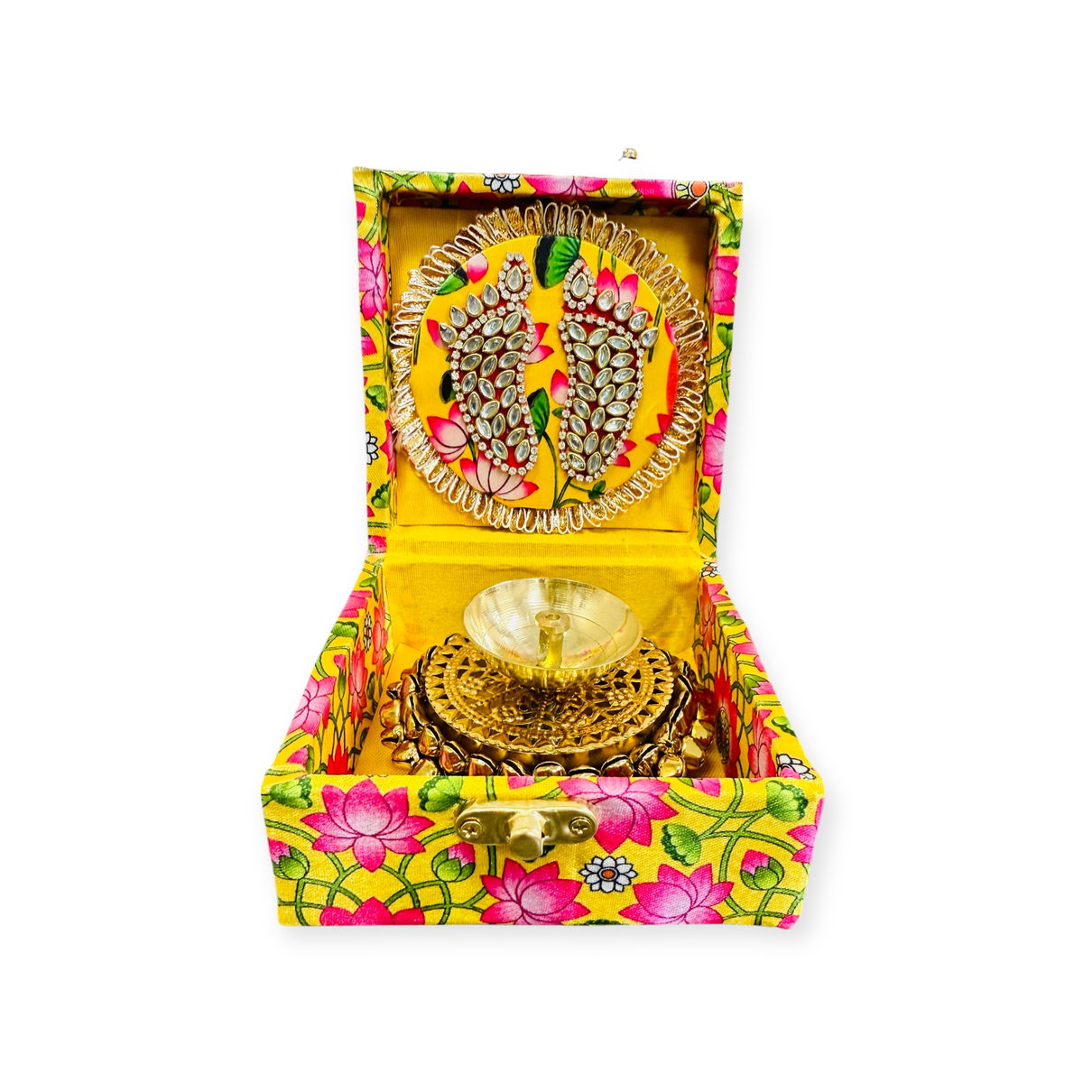 Ghungroo Akhand Diya & Laxmi Charan in Lotus Print Gift Box La Vie Bien Ghungroo Akhand Diya & Laxmi Charan in Lotus Print Gift Box