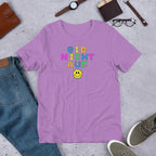 Gib nicht auf (don't give up) German happy face Unisex t-shirt, bright colorful print T-Shirt La Vie Bien Gib nicht auf (don't give up) German happy face Unisex t-shirt, bright colorful print