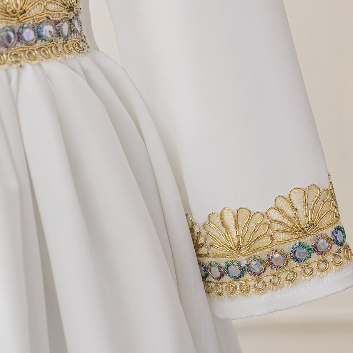 Girls Embroidered Kaftan Dress with Jeweled Belt(MKG021) La Vie Bien Girls Embroidered Kaftan Dress with Jeweled Belt(MKG021)