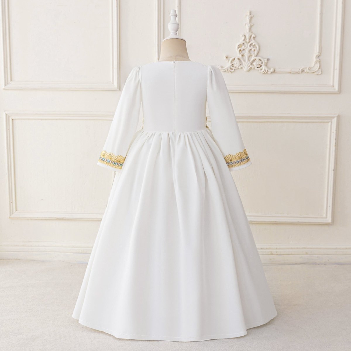 Girls Embroidered Kaftan Dress with Jeweled Belt(MKG021) La Vie Bien Girls Embroidered Kaftan Dress with Jeweled Belt(MKG021)