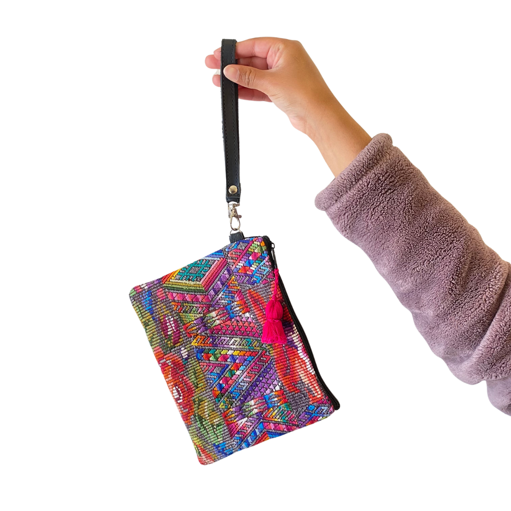 Gitana Huipil Upcycled Wristlet - Guatemala Bags La Vie Bien Gitana Huipil Upcycled Wristlet - Guatemala