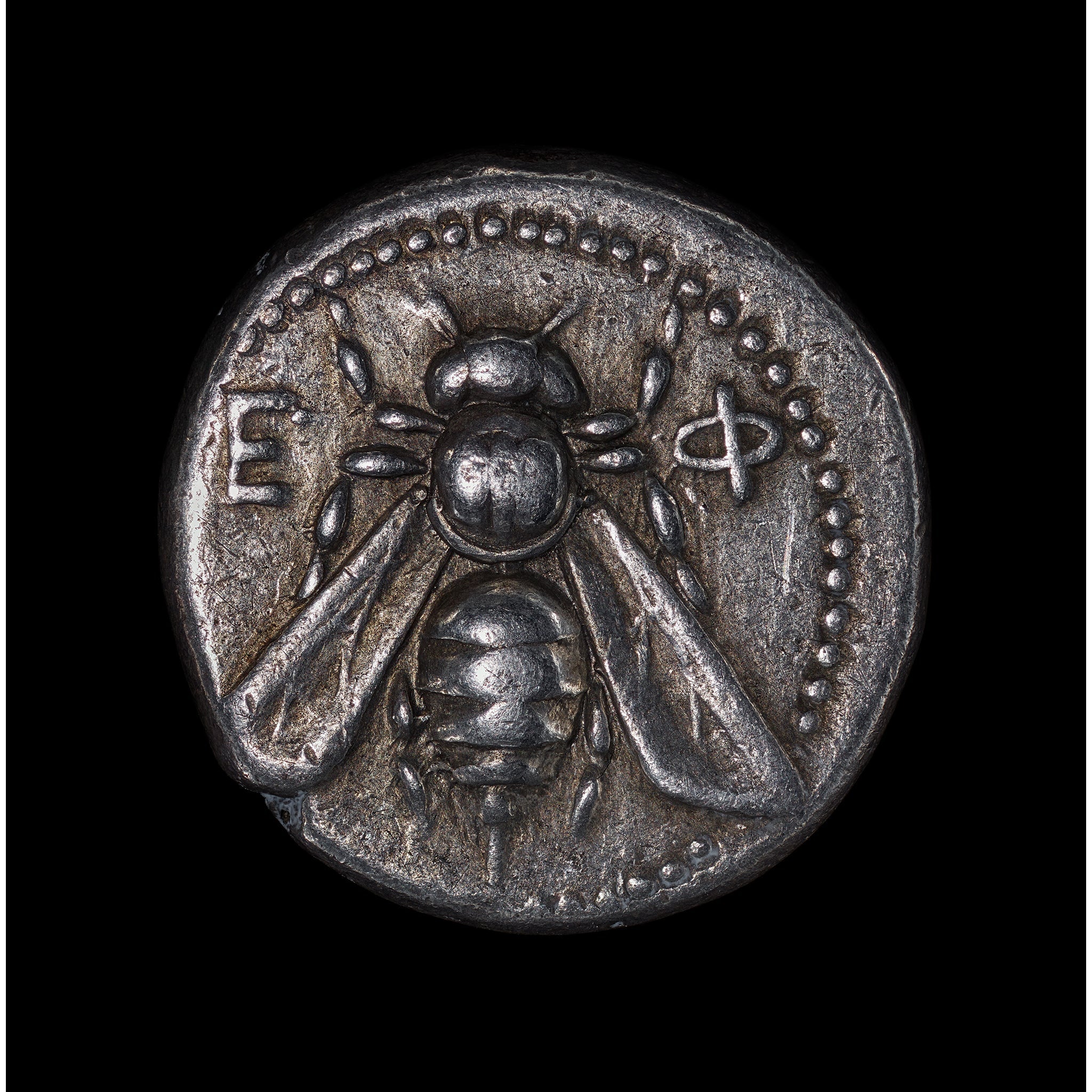 Glass Coin of Ephesos Motif Pendant Necklace JEWELRY La Vie Bien Glass Coin of Ephesos Motif Pendant Necklace