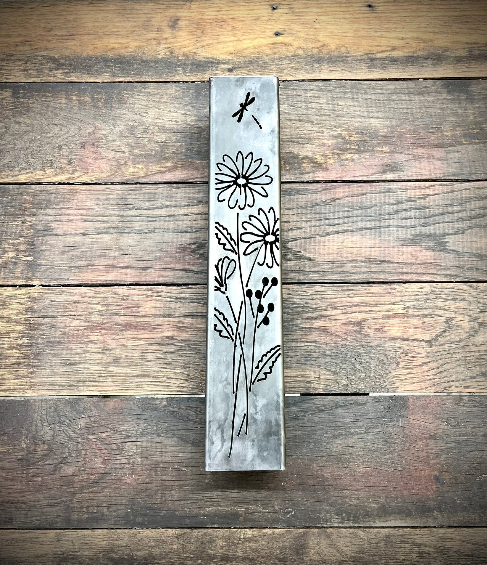 Glowing Daisies Luminary Pillars w/ Solar Cap