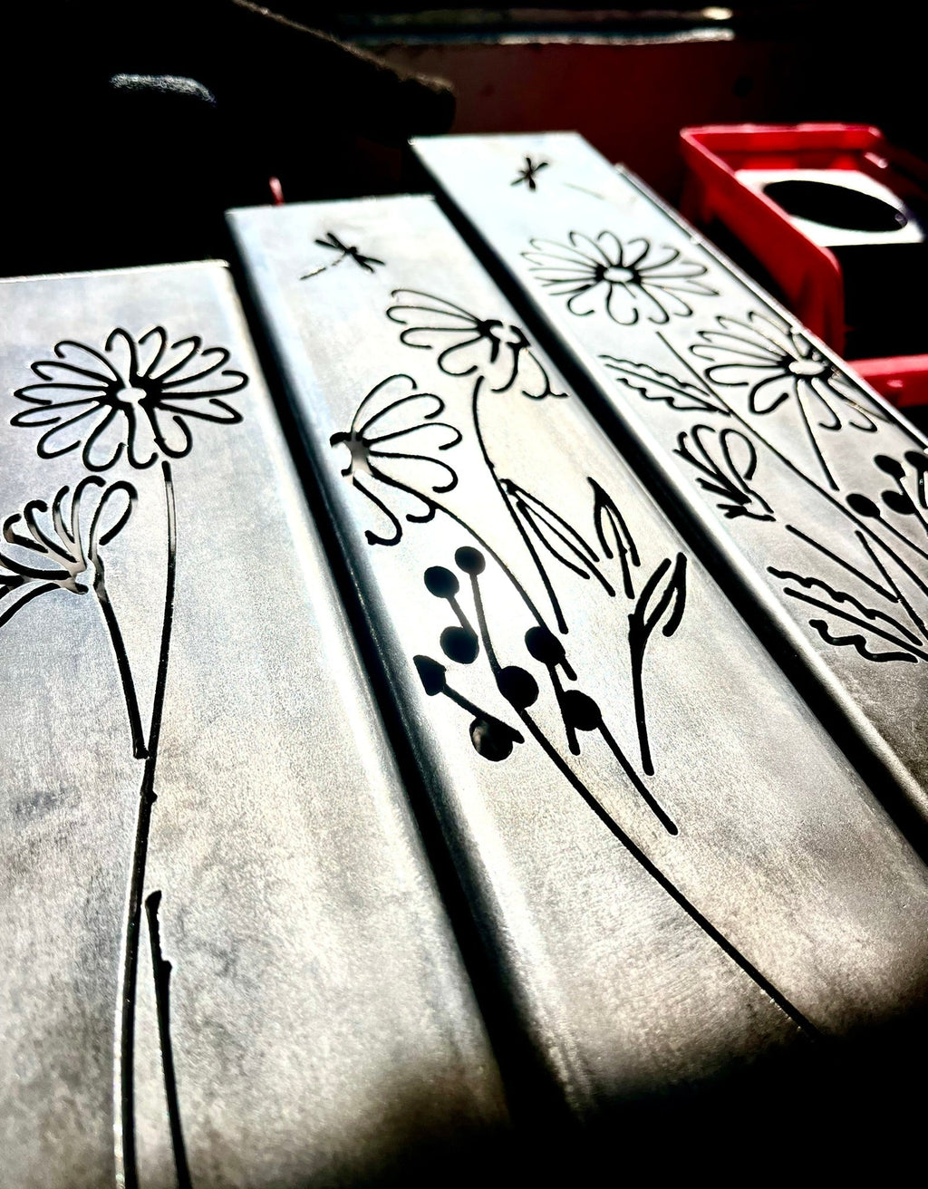 Glowing Daisies Luminary Pillars w/ Solar Cap